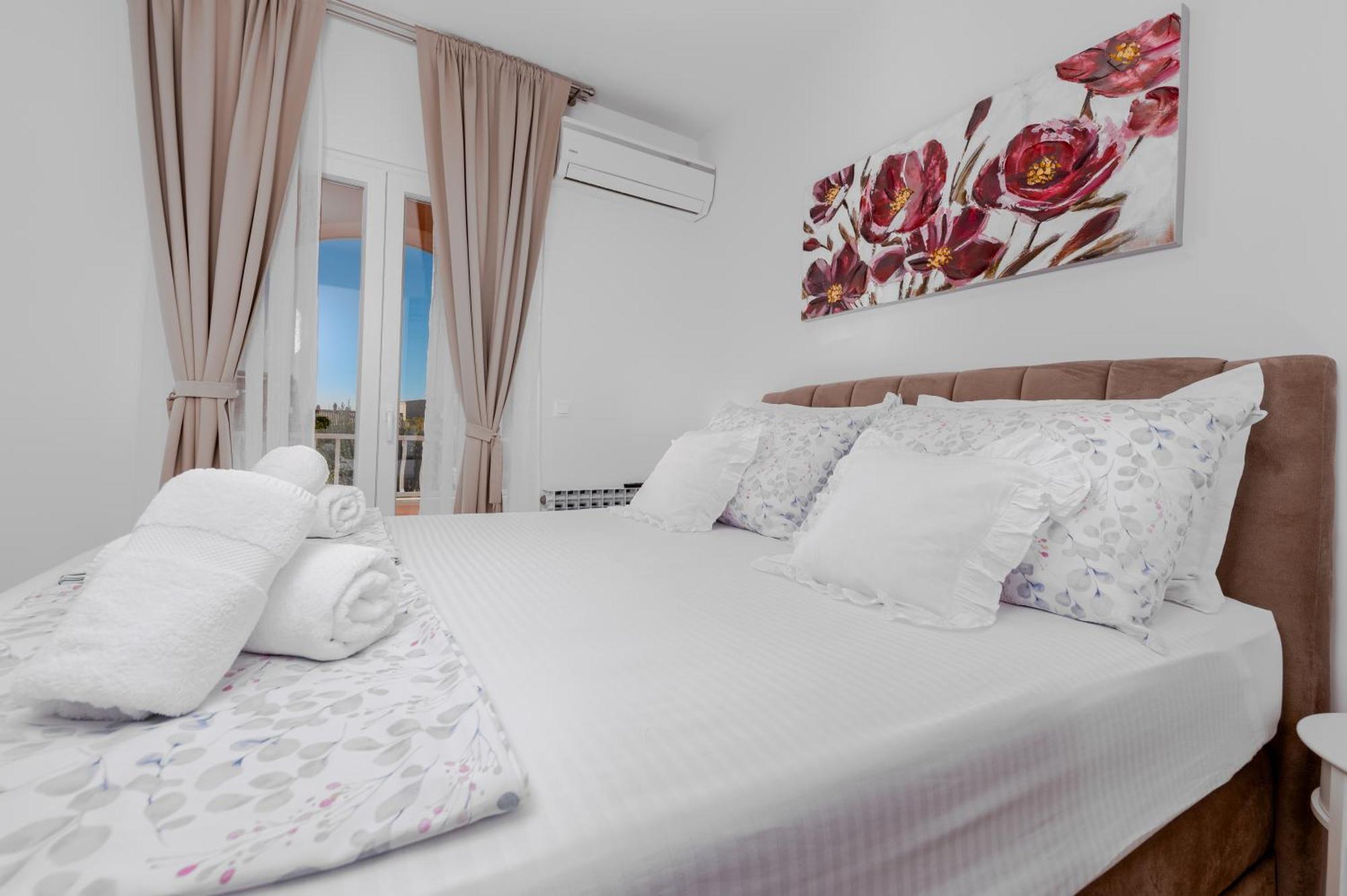 Villa Rossa Тучепи Экстерьер фото